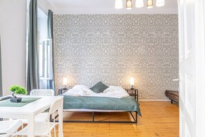 2 室のベッドルーム、WiFi、ベッドシーツ