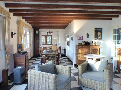 HOSSEGOR. Villa A GUILLEMY pour 9 personnes entre lac et océan.