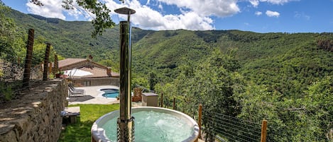 Idromassaggio all'aperto