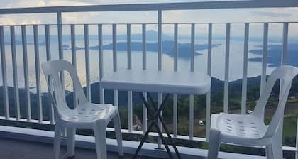 Blowing In The Wind Tagaytay