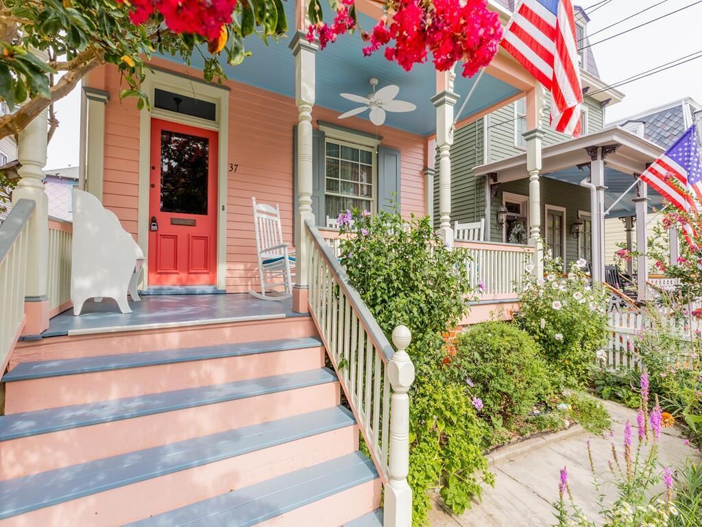 Cottage at 37 In Center of Cape May (6BR/4BA) Steps To The Beach