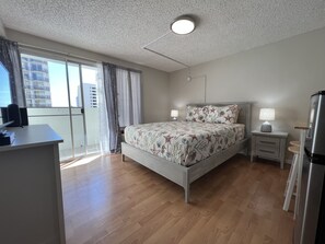Iron/ironing board, free WiFi, bed sheets, wheelchair access