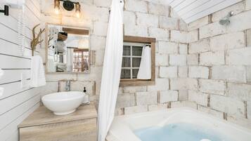 Shower, jetted tub, hair dryer, towels