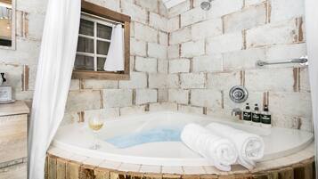 Shower, jetted tub, hair dryer, towels