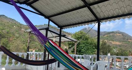 Spacious house
15 people
8 minutes for Antigua Guatemala
Nice and Cozy