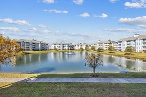 Exterior - Beautifully Decorated 3 BR,2 Bath Condo, First floor/ Walk in Shower! Located in Golf Community (Myrtle Beach)