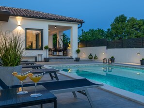 Pool - Villa M by Interhome (Pula/Marcana)