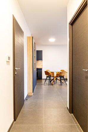 Interior - The Little Paradise lake view (Annecy)