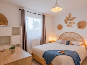 1 slaapkamer, een strijkplank/strijkijzer, internet