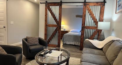 Walloon Retreat ~ Close to Boyne & Petoskey