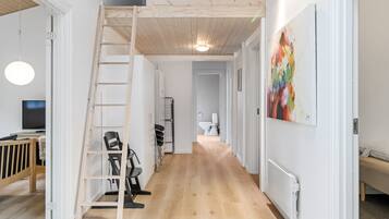 5 bedrooms, Internet