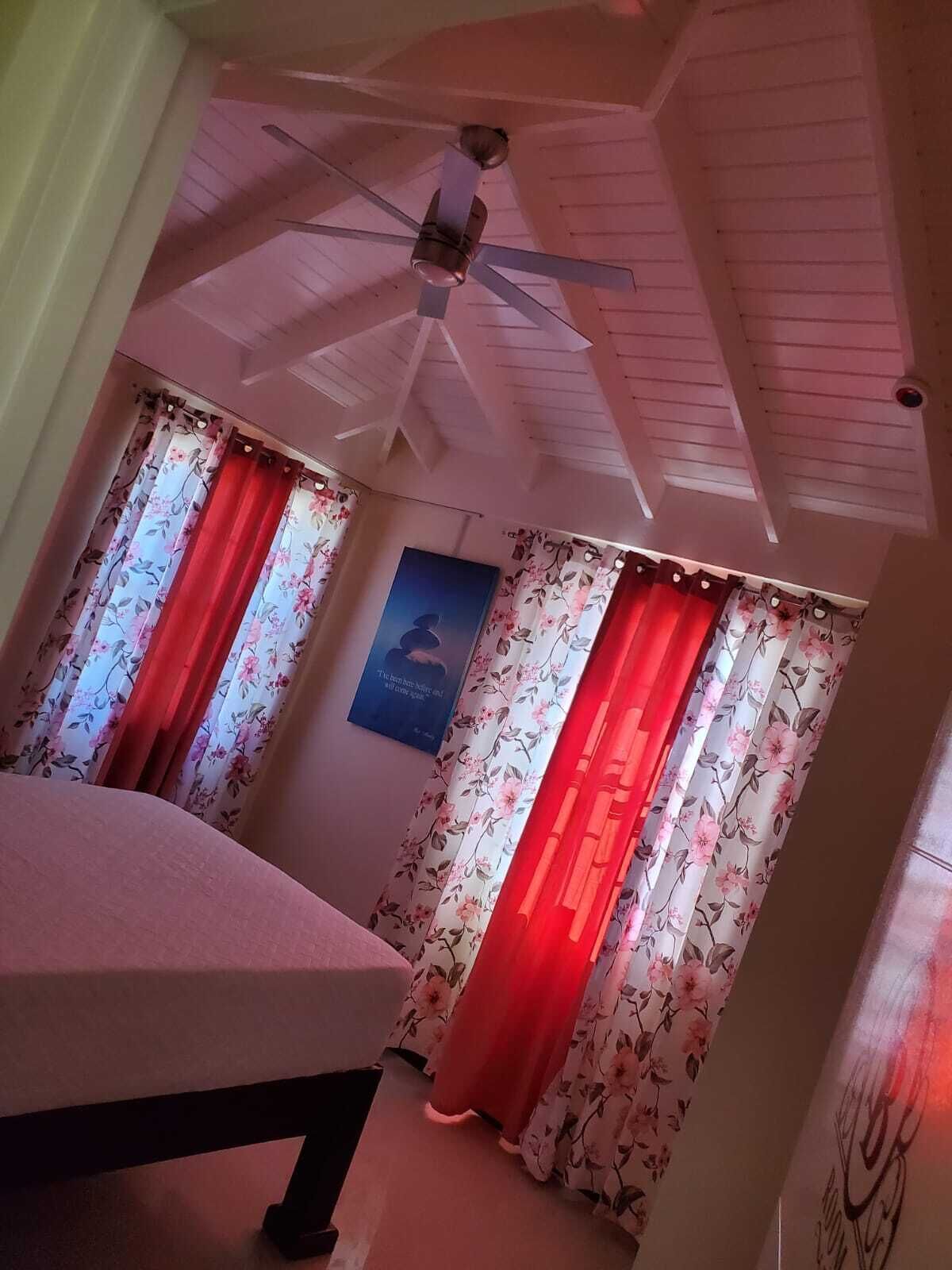 2 dormitorios, tabla de planchar con plancha, wifi y ropa de cama