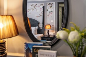 Premium bedding, memory-foam beds, minibar, in-room safe - Amara Hanoi Hotel (Hanoi)