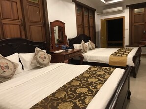 패밀리 쿼드룸, 침실 1개 | 책상, 무료 WiFi, 침대 시트