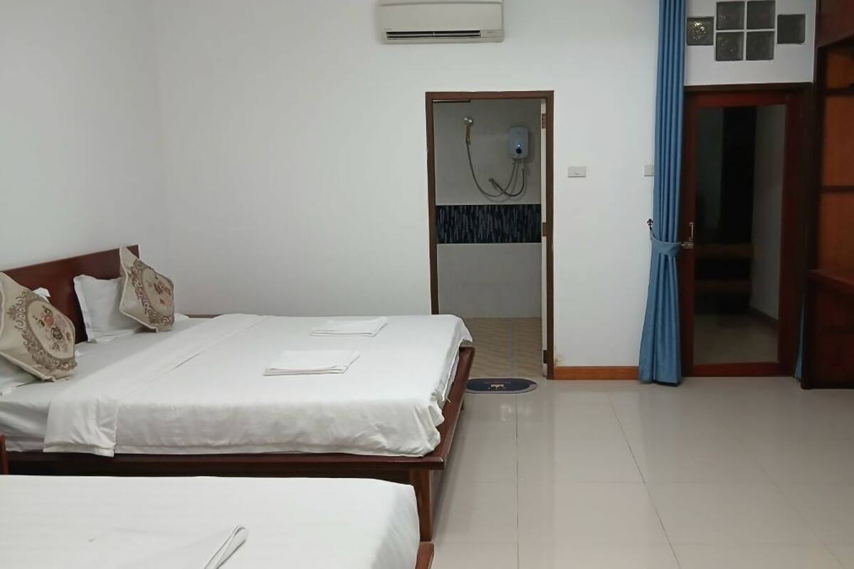 Panoramic Triple Room