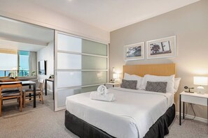 2 bedrooms, iron/ironing board, WiFi (free), bed sheets