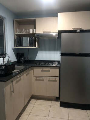 Private kitchen - Apartamento a 5 Minutos del Tlaquepaque Centro (San Pedro Tlaquepaque)