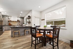 Dining - *Monthly Rental*Modern Home* *Fully Fenced Yard*Near NAU (Flagstaff)