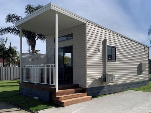 Waters Edge Holiday Park