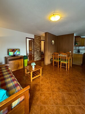 2 chambres, fer et planche Ă repasser, accĂšs au Wi-Fi (inclus)