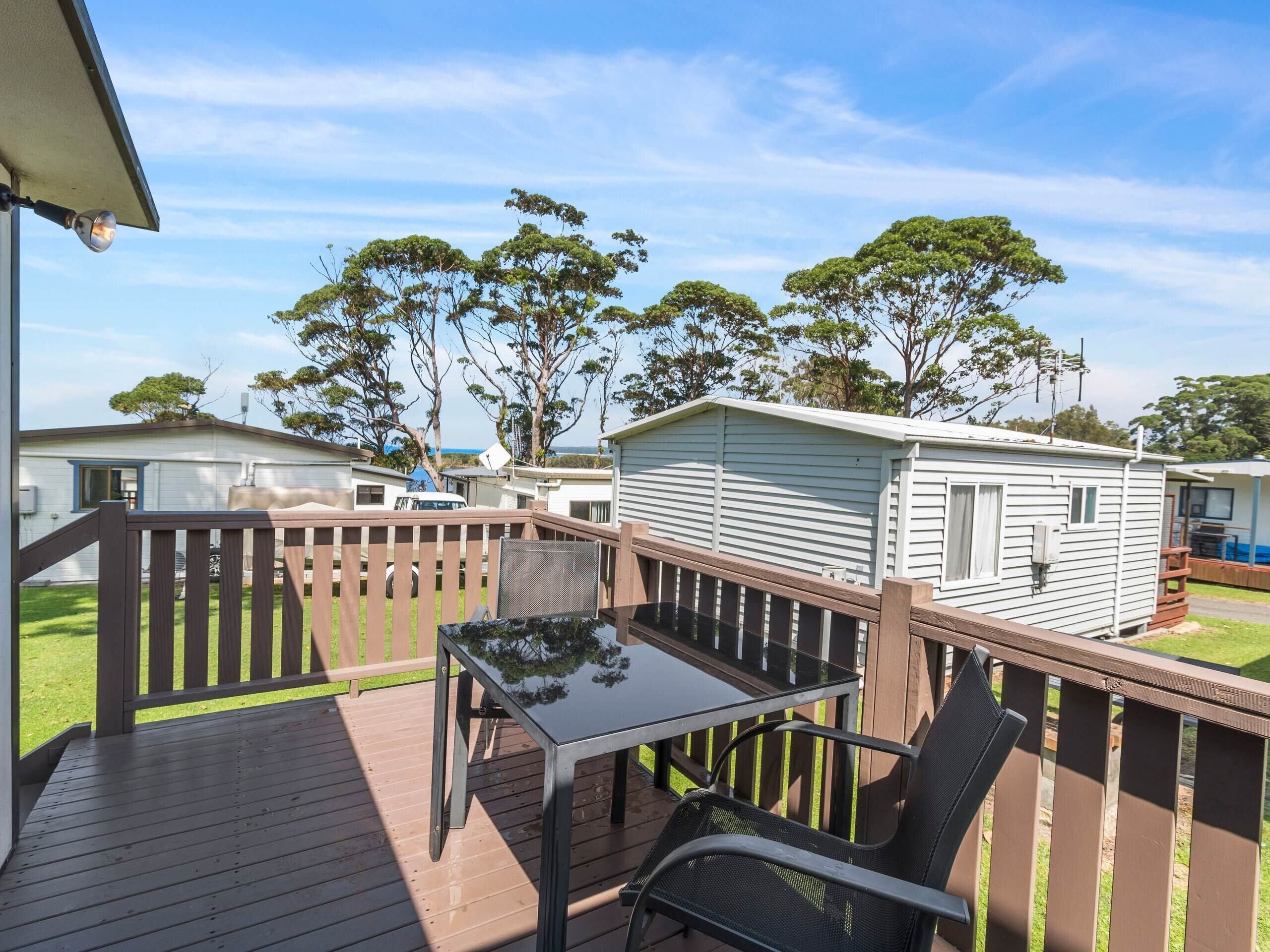 Economy Studio | 露台