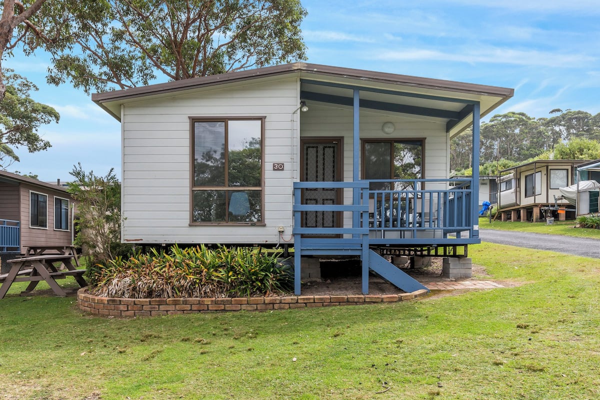 Economy Waterview Cabin | Terrasse/Patio