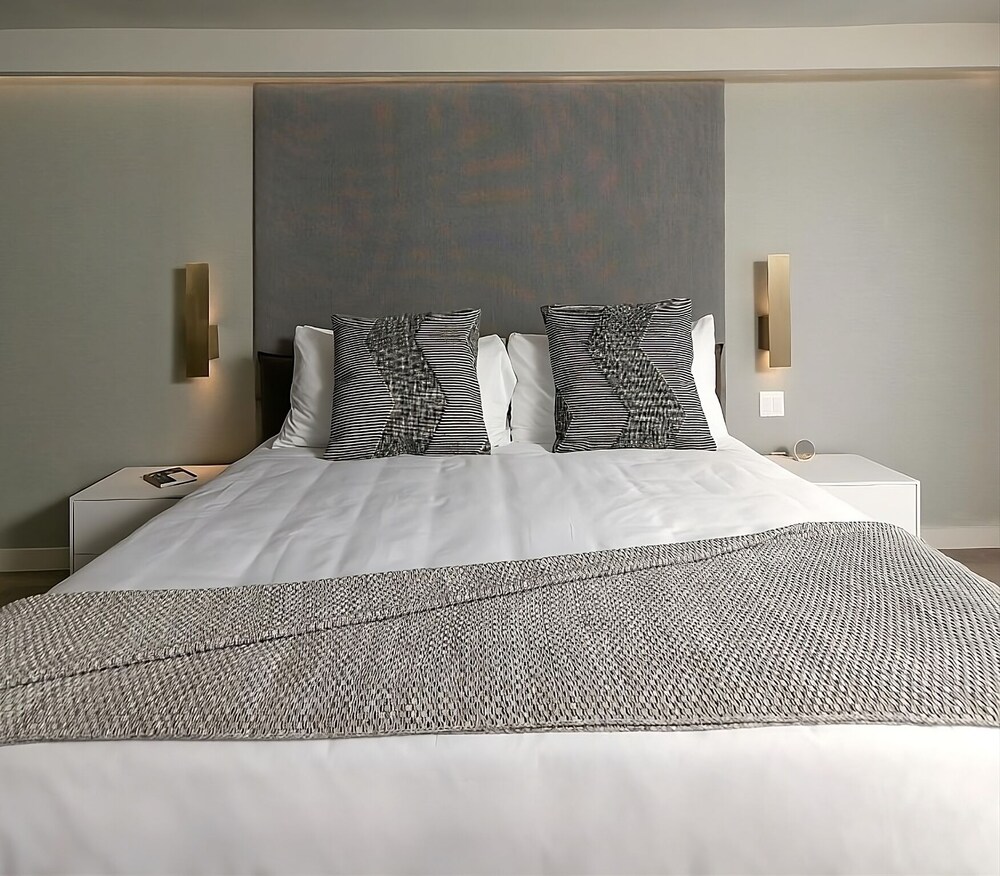 La Jolla Cove Hotel & Suites, Newlyrenovated Studio, Beachfront