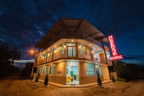 Front of property - HOSPEDAJE KUSWAL (Rioja)