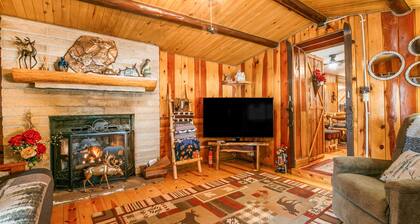 Medallion Cabin by Velo