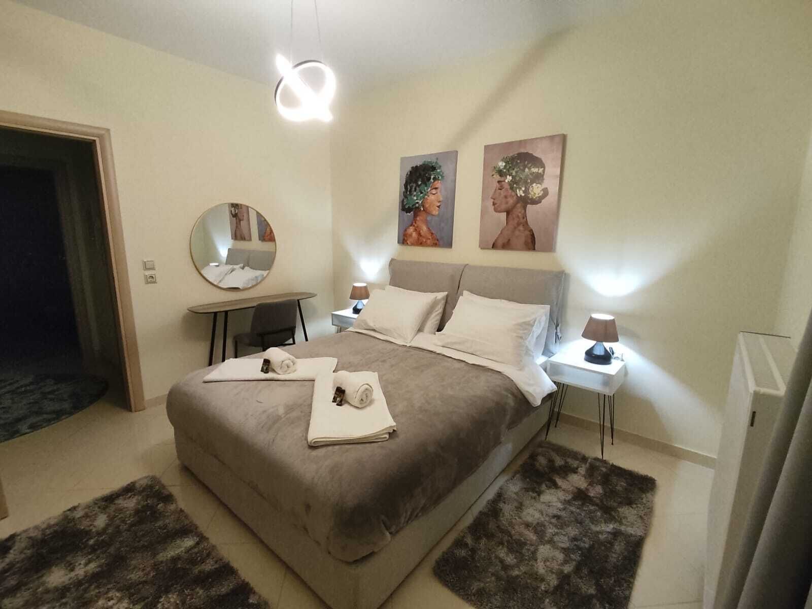 3 makuuhuonetta, silitysrauta/-lauta, vauvan matkasänky, Wi-Fi