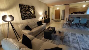 Smart TV, fireplace, video games