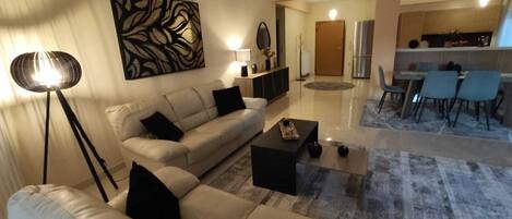 Smart TV, fireplace, video games