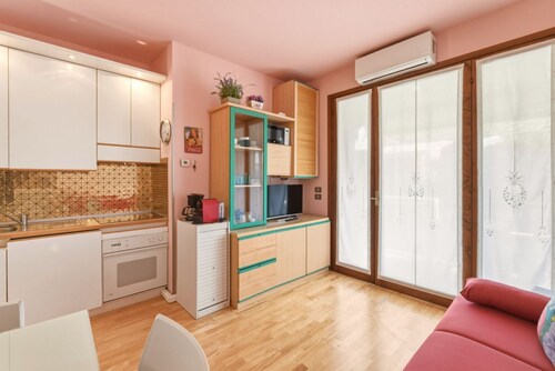 Azzurra Suite - studio apartment with WiFi pool and air conditioning