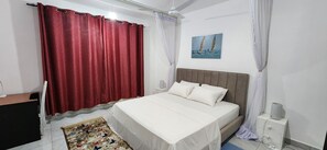 1 camera, una scrivania, ferro/asse da stiro, Wi-Fi