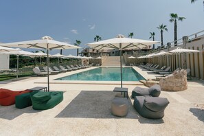 Piscine extérieure (ouverte en saison)