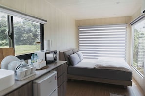 1 habitación y ropa de cama