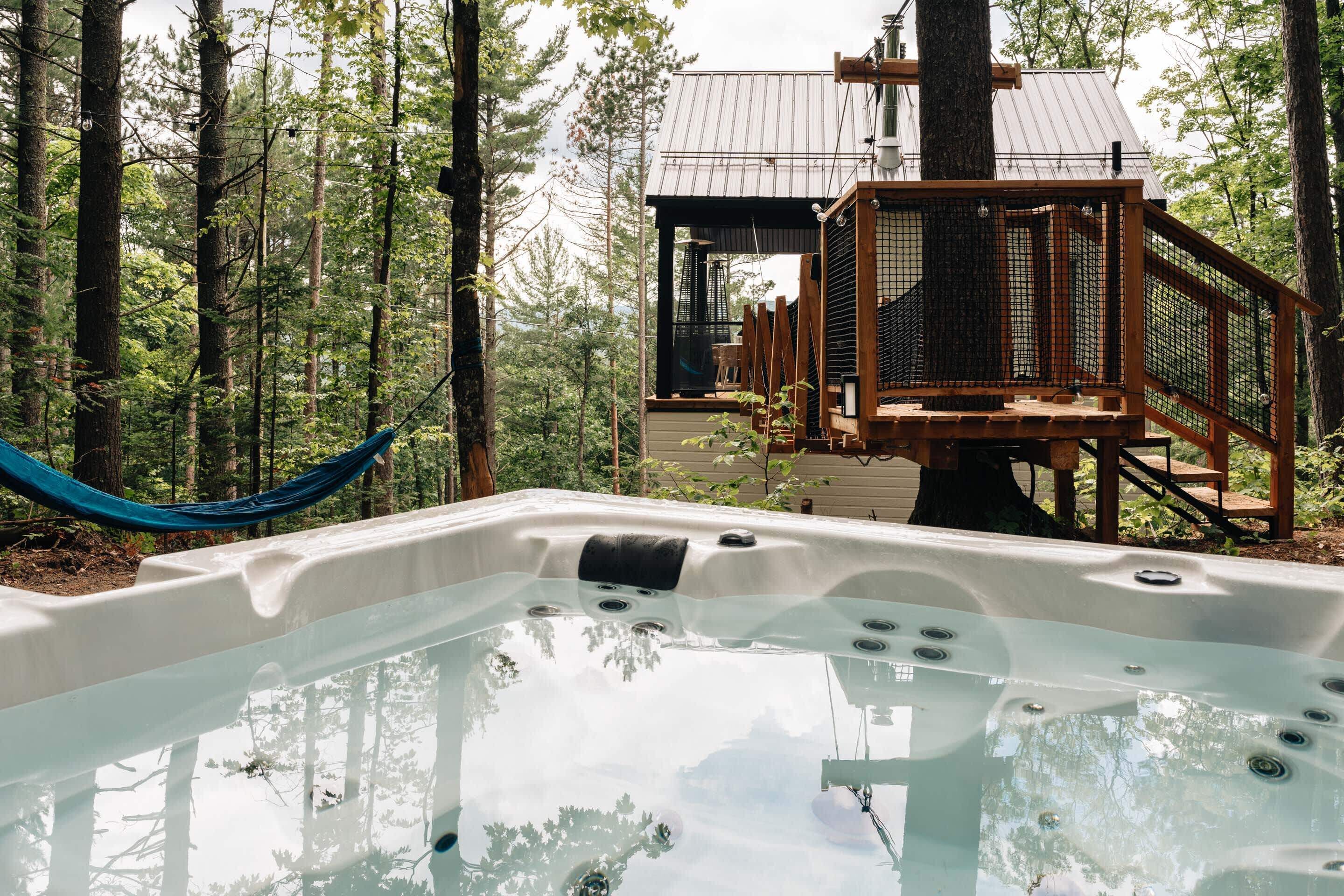 Bain à remous extérieur