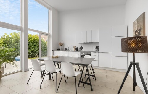 2 bedroom gorgeous home in Gilleleje