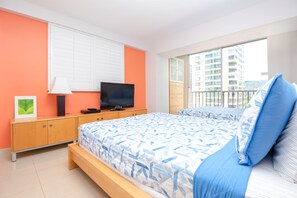 1 habitación, tabla de planchar con plancha, wifi gratis y ropa de cama 
