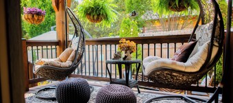 Cozy 2-bedroom pet friendly bungalow in the heart of Springfield