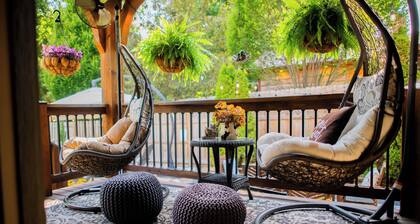 Cozy 2-bedroom pet friendly bungalow in the heart of Springfield