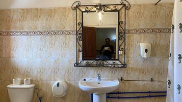 Comfort Suite | Bathroom