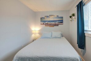 1 bedroom, travel crib, WiFi, bed sheets