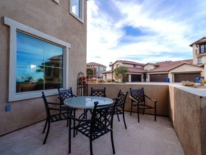 Outdoor dining - Beautiful San Felipe Condo with Fantastic Views, Beach Access, WiFi (San Felipe)