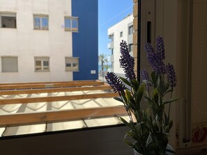 Interior - Cozy Beach House with Pool & BBQ (Cubelles)