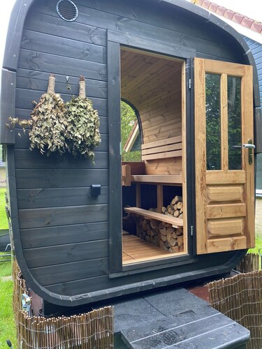 Ferienhaus "De Wensdroom" mit Gartensauna