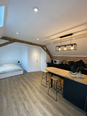 1 soverom, reiseseng for barn, wi-fi (inkludert) og sengetøy