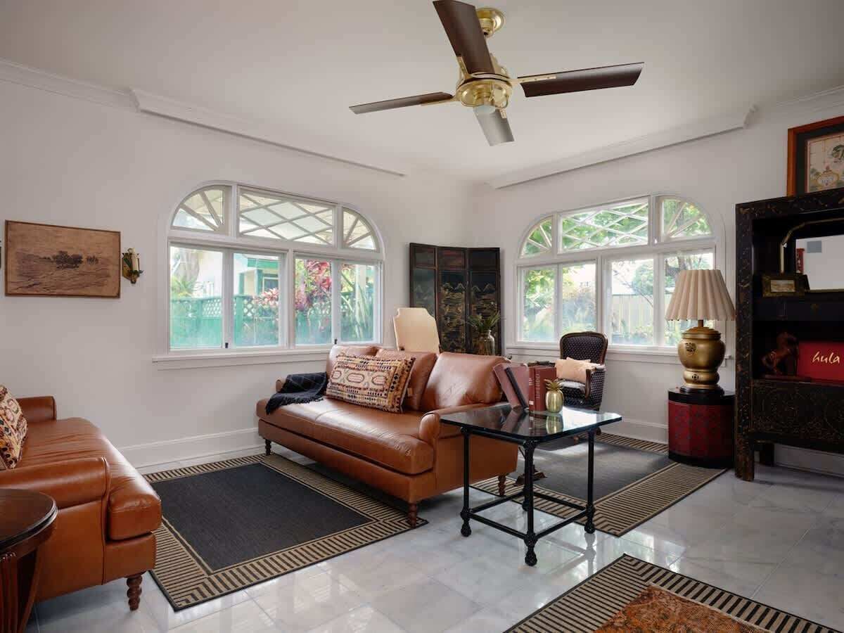 Télévision, espaces bureaux