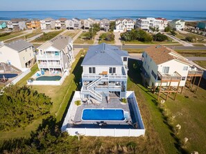 Exterior - Semi-Oceanfront 8 bed with Pool, Spa, Ocean Views! (Nags Head)