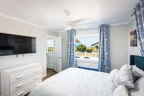 6 bedrooms, WiFi, bed sheets